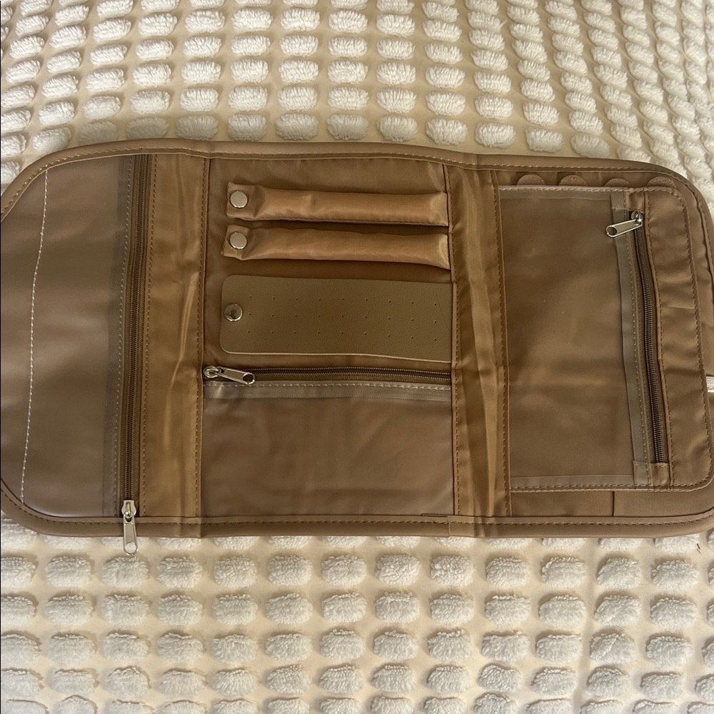 8 Other Reasons Tan Travel Bag - Picture 3 of 8